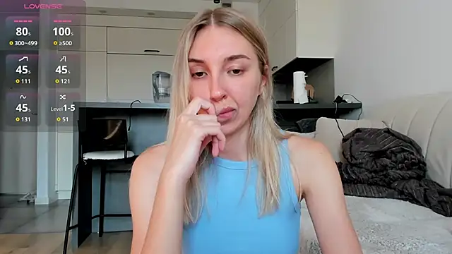 Snapshot of Sunny_Rina_ chatting on July 31, 2026, 7:08 am Sunny Rina online show from July 31, 2026, 7:08 am