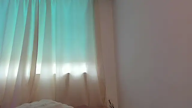 Snapshot of canelleGarces chatting on February 14, 2026, 5:57 pm canelleGarces online show from February 14, 2026, 5:57 pm