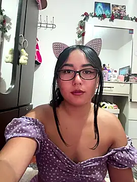 saranghae  online show from October 29, 2025, 3:49 am