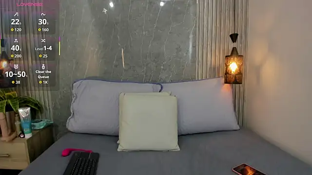 Snapshot of Lucia_Guzman1 chatting on October 11, 2025, 7:26 pm Lucia Guzman1 online show from October 11, 2025, 7:26 pm