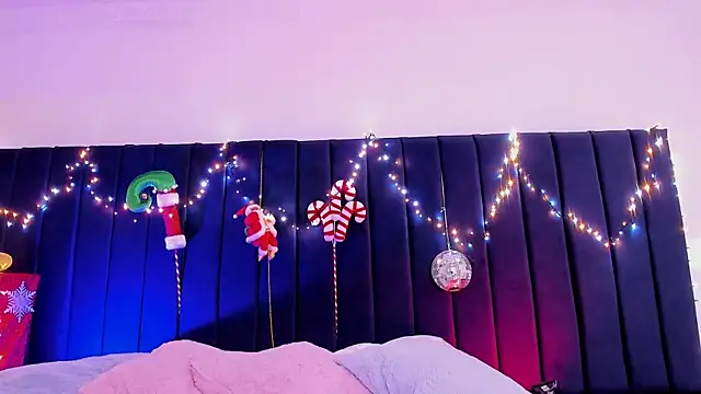 dominik thompson777 online show from November 21, 2025, 4:11 am