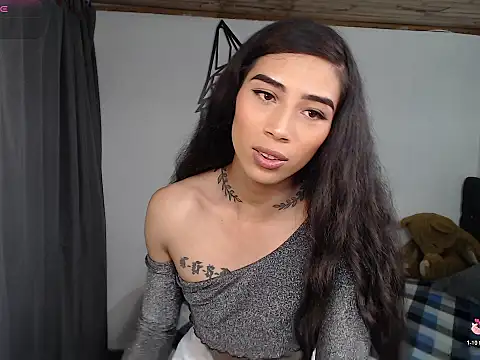 Snapshot of Sweet-Cris chatting on May 21, 2026, 6:16 pm Sweet-Cris online show from May 21, 2026, 6:16 pm