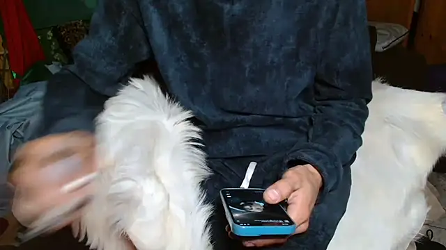 Snapshot of JUSTFORRICH chatting on January 8, 2026, 10:16 pm JUSTFORRICH online show from January 8, 2026, 10:16 pm