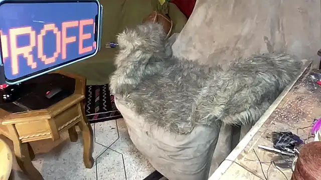 Snapshot of JUSTFORRICH chatting on December 16, 2025, 7:29 pm JUSTFORRICH online show from December 16, 2025, 7:29 pm