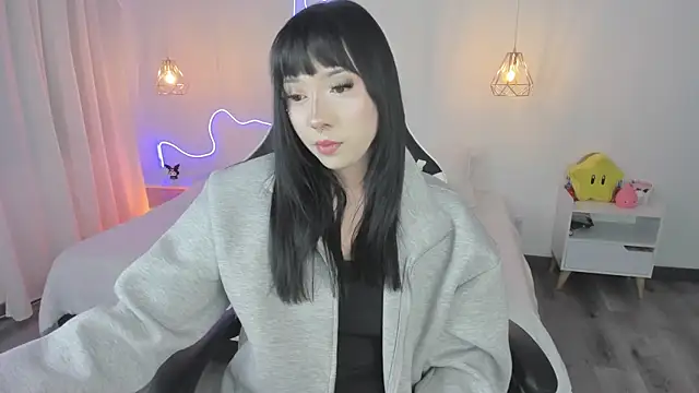 Noahcryptic online show from December 19, 2025, 8:06 am