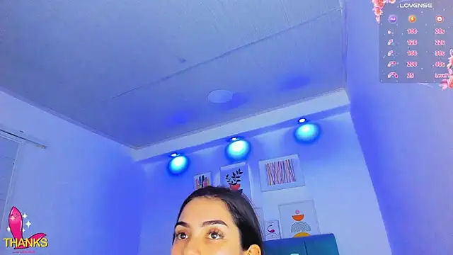 milk candy18 online show from December 16, 2025, 10:52 am