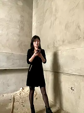 xtt1689999 online show from October 19, 2025, 4:04 am