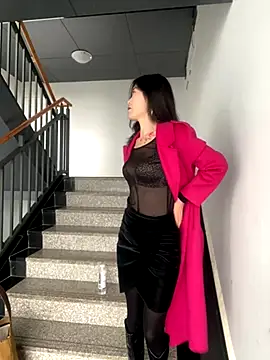 xtt1689999 online show from November 25, 2025, 4:13 am