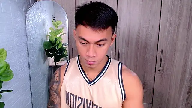 PinooyMilker online show from October 27, 2025, 2:01 am