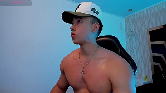 Snapshot of Draven_Marceaux chatting on November 13, 2025, 11:25 am Draven Marceaux online show from November 13, 2025, 11:25 am