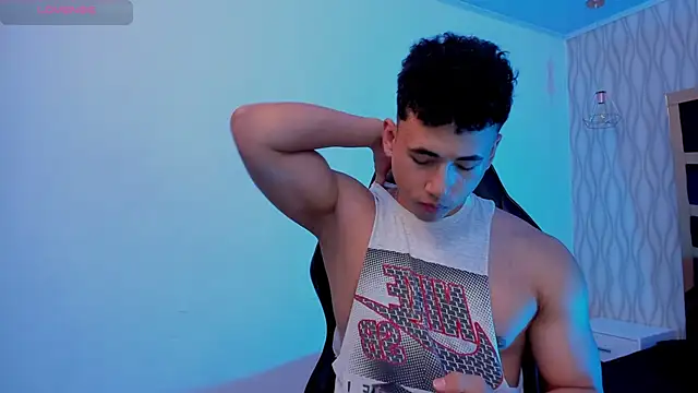 Snapshot of Draven_Marceaux chatting on November 1, 2025, 11:26 am Draven Marceaux online show from November 1, 2025, 11:26 am