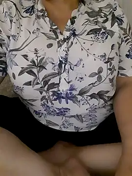 zerdaliii online show from July 2, 2026, 9:32 pm