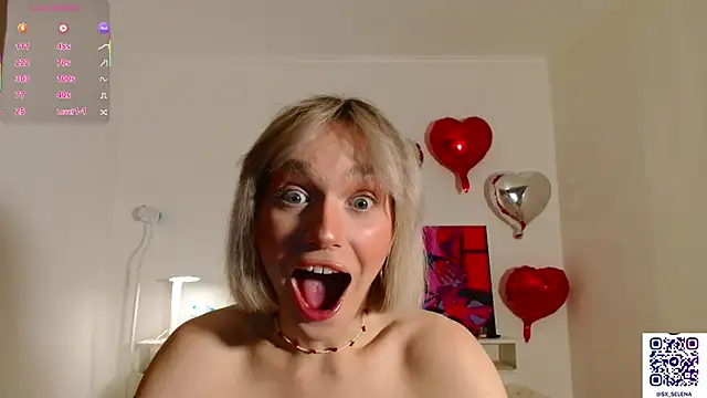 Snapshot of Ice_Strawberry chatting on February 15, 2026, 3:07 am Ice Strawberry online show from February 15, 2026, 3:07 am