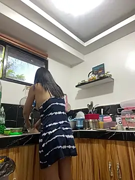 wildpussycat69 online show from April 12, 2026, 2:26 am