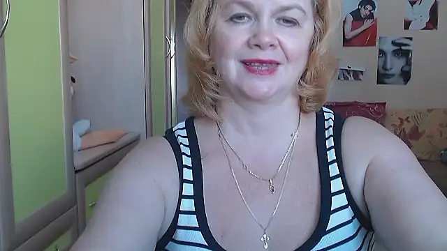 LilyHotlens online show from October 1, 2025, 8:19 am
