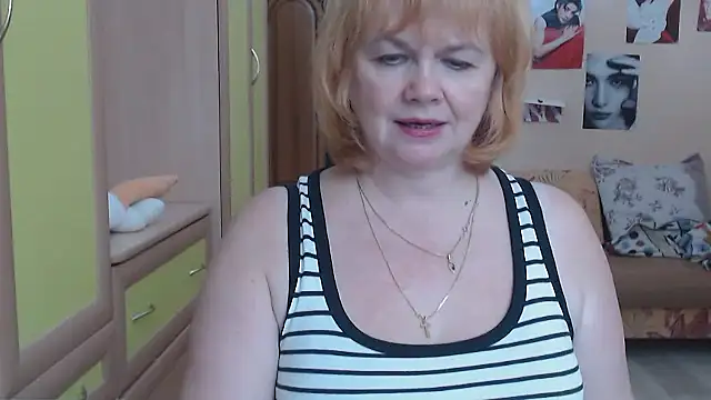 LilyHotlens online show from November 13, 2025, 9:13 am