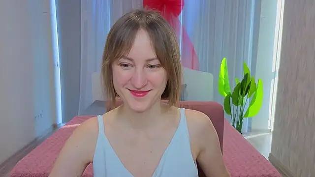 LuluChiiii online show from February 22, 2026, 9:22 am