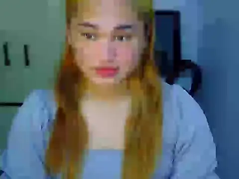 Snapshot of Annierose_ts chatting on February 5, 2026, 7:43 pm Annierose ts online show from February 5, 2026, 7:43 pm