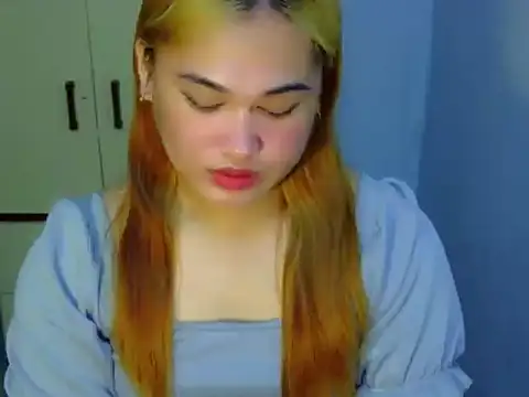 Snapshot of Annierose_ts chatting on February 5, 2026, 12:50 am Annierose ts online show from February 5, 2026, 12:50 am