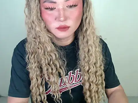 itsmecarla online show from September 17, 2025, 9:44 am