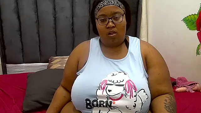CocoFlames23 online show from September 30, 2025, 4:02 pm