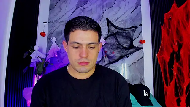 William Steel  online show from October 26, 2025, 3:51 am