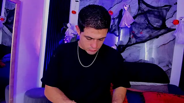 William Steel  online show from November 1, 2025, 3:13 am