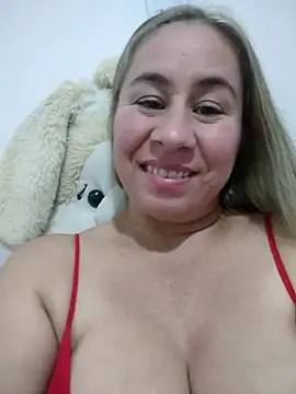 Snapshot of Nala1986 chatting on November 23, 2025, 2:10 am Nala1986 online show from November 23, 2025, 2:10 am