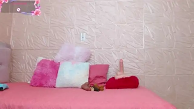 suzanhot 30 online show from February 21, 2026, 9:17 pm