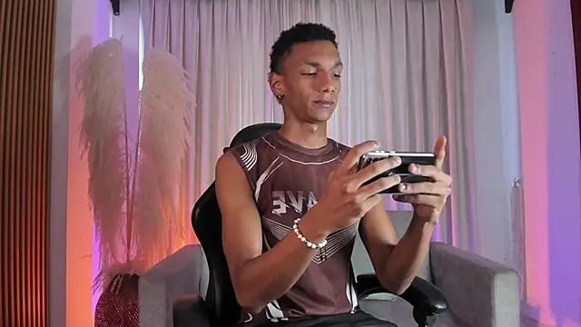 JulienSaint online show from January 15, 2026, 12:30 pm