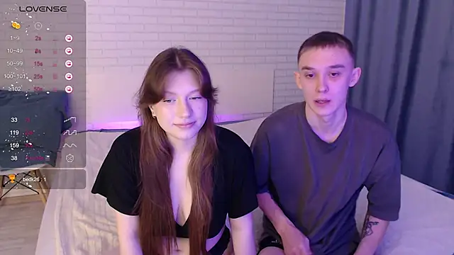 Blushing couple online show from September 18, 2025, 9:45 am