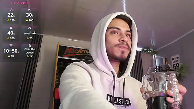 Bastian MCcormick online show from December 20, 2025, 12:19 pm