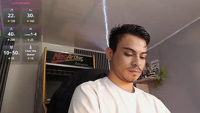 Bastian MCcormick online show from September 15, 2025, 1:00 pm