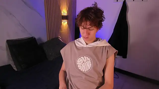 IM DAREN online show from December 19, 2025, 2:59 am