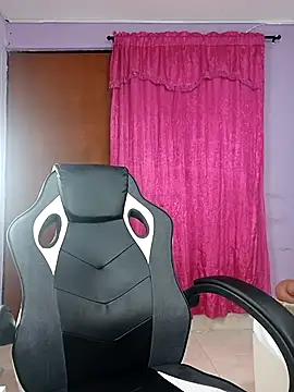 LunaaRosse online show from November 29, 2025, 3:06 am