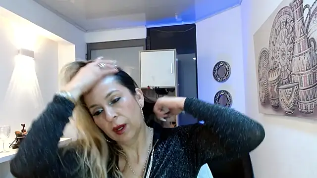 DianaPearls online show from May 14, 2026, 10:34 am