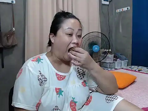 jengrey online show from October 20, 2025, 12:02 am