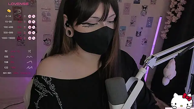 -Nanamin- online show from May 27, 2026, 1:48 am