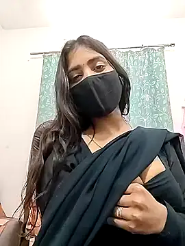 Snapshot of SEEMA_127 chatting on February 3, 2026, 8:19 am SEEMA 127 online show from February 3, 2026, 8:19 am