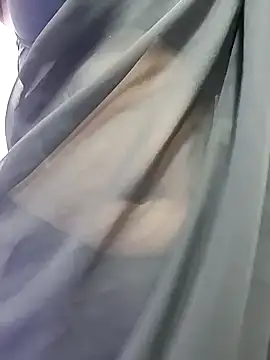 Snapshot of SEEMA_127 chatting on February 28, 2026, 4:01 am SEEMA 127 online show from February 28, 2026, 4:01 am