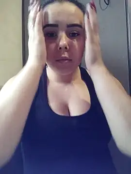 CutieMarine online show from November 6, 2025, 10:52 am