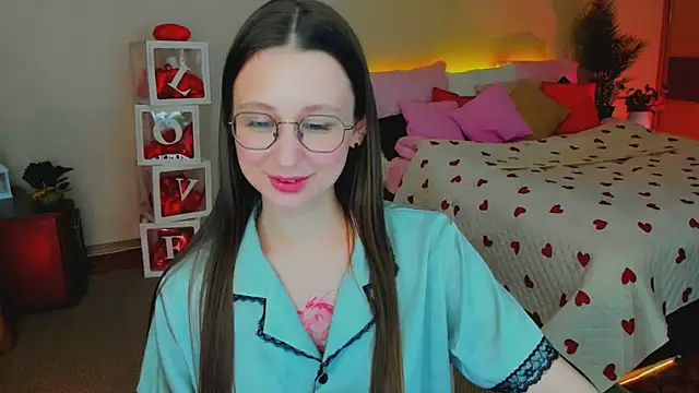 YourLovellyStory online show from February 19, 2026, 12:46 pm