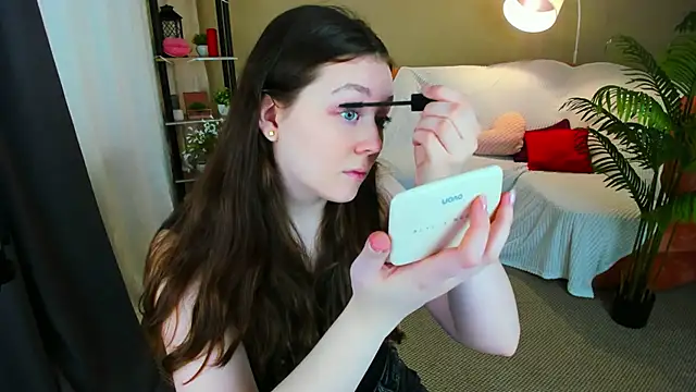 AlluringLookk online show from February 21, 2026, 9:55 am