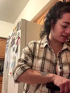 Snapshot of racoonbaby chatting on October 13, 2025, 1:45 pm racoonbaby online show from October 13, 2025, 1:45 pm