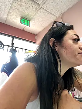 Snapshot of racoonbaby chatting on September 18, 2025, 4:21 pm racoonbaby online show from September 18, 2025, 4:21 pm