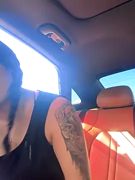 Snapshot of racoonbaby chatting on October 14, 2025, 5:46 pm racoonbaby online show from October 14, 2025, 5:46 pm