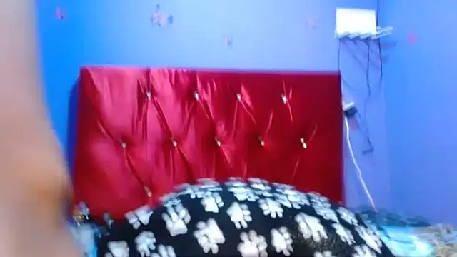 Snapshot of violeta24 chatting on June 20, 2026, 12:37 am violeta24 online show from June 20, 2026, 12:37 am