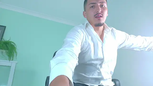 Snapshot of MrFox__ chatting on October 2, 2025, 11:57 am MrFox online show from October 2, 2025, 11:57 am