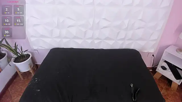 HannahToons online show from October 7, 2025, 3:40 am