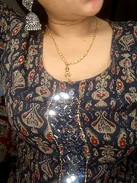 Snapshot of officialbhabhi chatting on September 13, 2025, 6:30 pm officialbhabhi online show from September 13, 2025, 6:30 pm